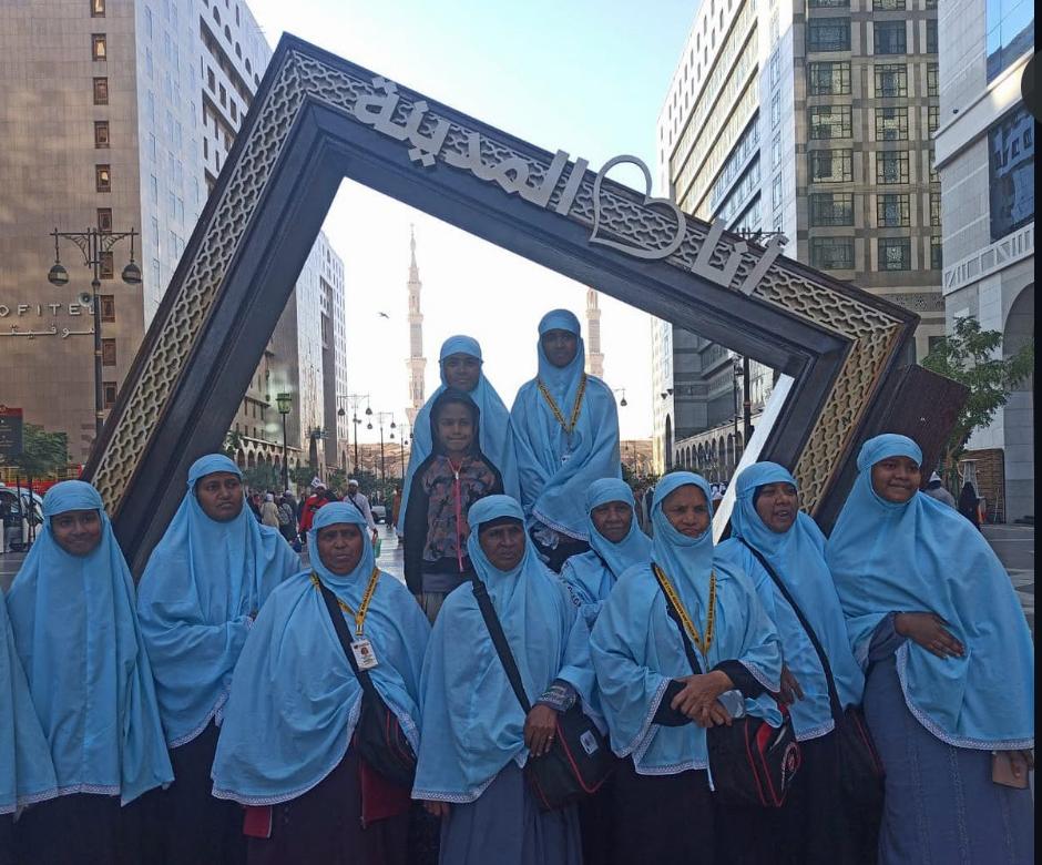 Aqsa International pilgrims in Madinah